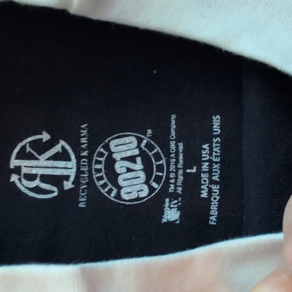 Recycled Karma Donna Martin Tshirt in Large NWOT - Picture 2 of 4